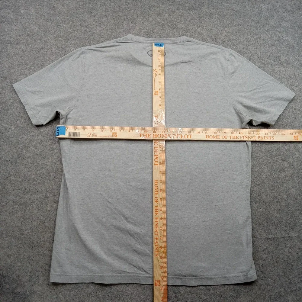 Under Armour Shirt Mens Large Gray Stripe‎ Logo HeatGear Tee Tagless Athletic